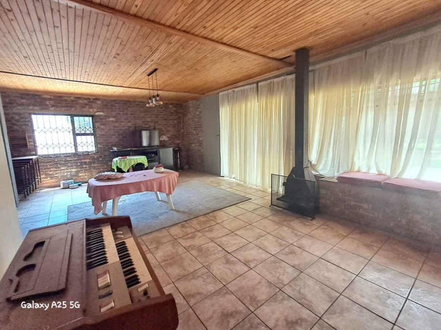 5 Bedroom Property for Sale in Sasolburg Ext 4 Free State